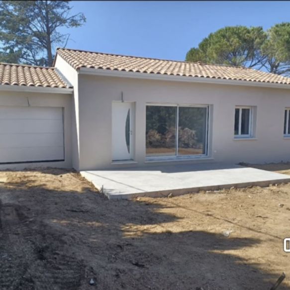 Maison neuve de 90 m² à bâtir avec garage sur terrain viabilisé de 437 m² – Lotissement recherché à Istres (13800), proche commodités, écoles et transports
