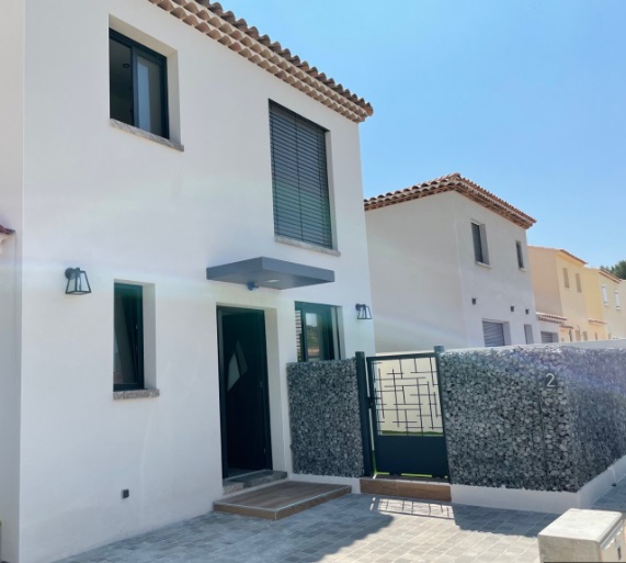 villa T4 à Saint-Christol (34400) sur terrain 170m2