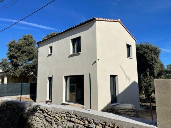 Maison neuve à étage de 85 m² à bâtir sur terrain viabilisé de 437 m² – Lotissement recherché à Istres (13800), proche commerces, écoles et transports