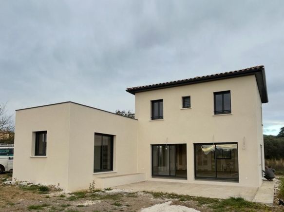 Maison neuve à bâtir de 125 m² sur terrain viabilisé de 601 m² – Projet familial à Istres (13800), proche écoles, transports et commodités